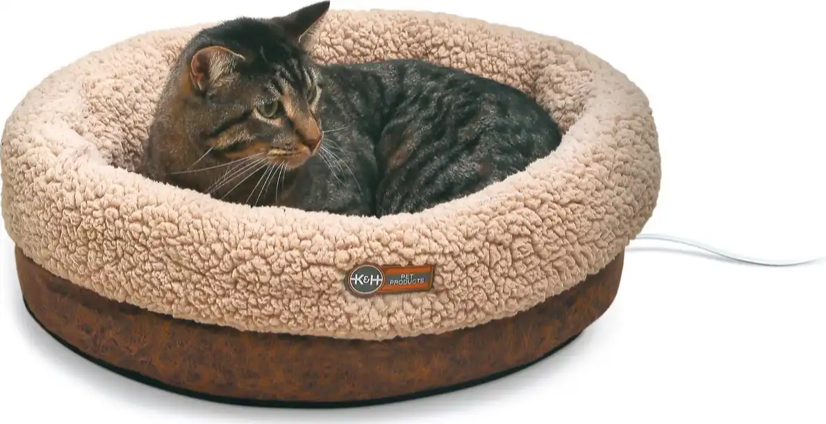 K&H Pet Products Thermo-Snuggle Cup Bomber Heated Cat Bed