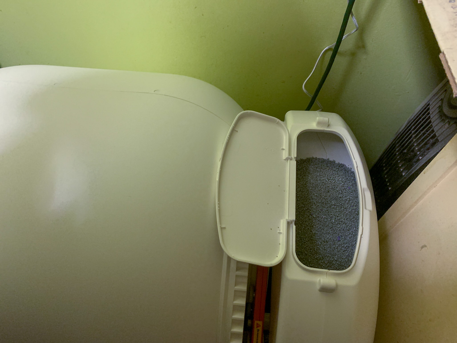 What Cat Litter Works Best with the homerunPET CS106?