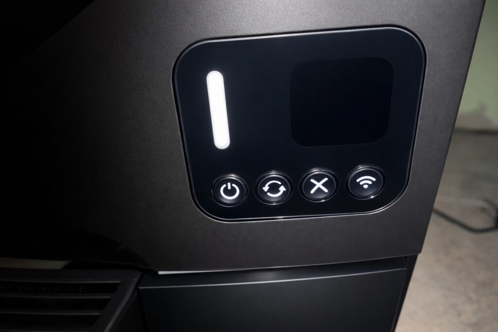 Litter-Robot Evo front panel